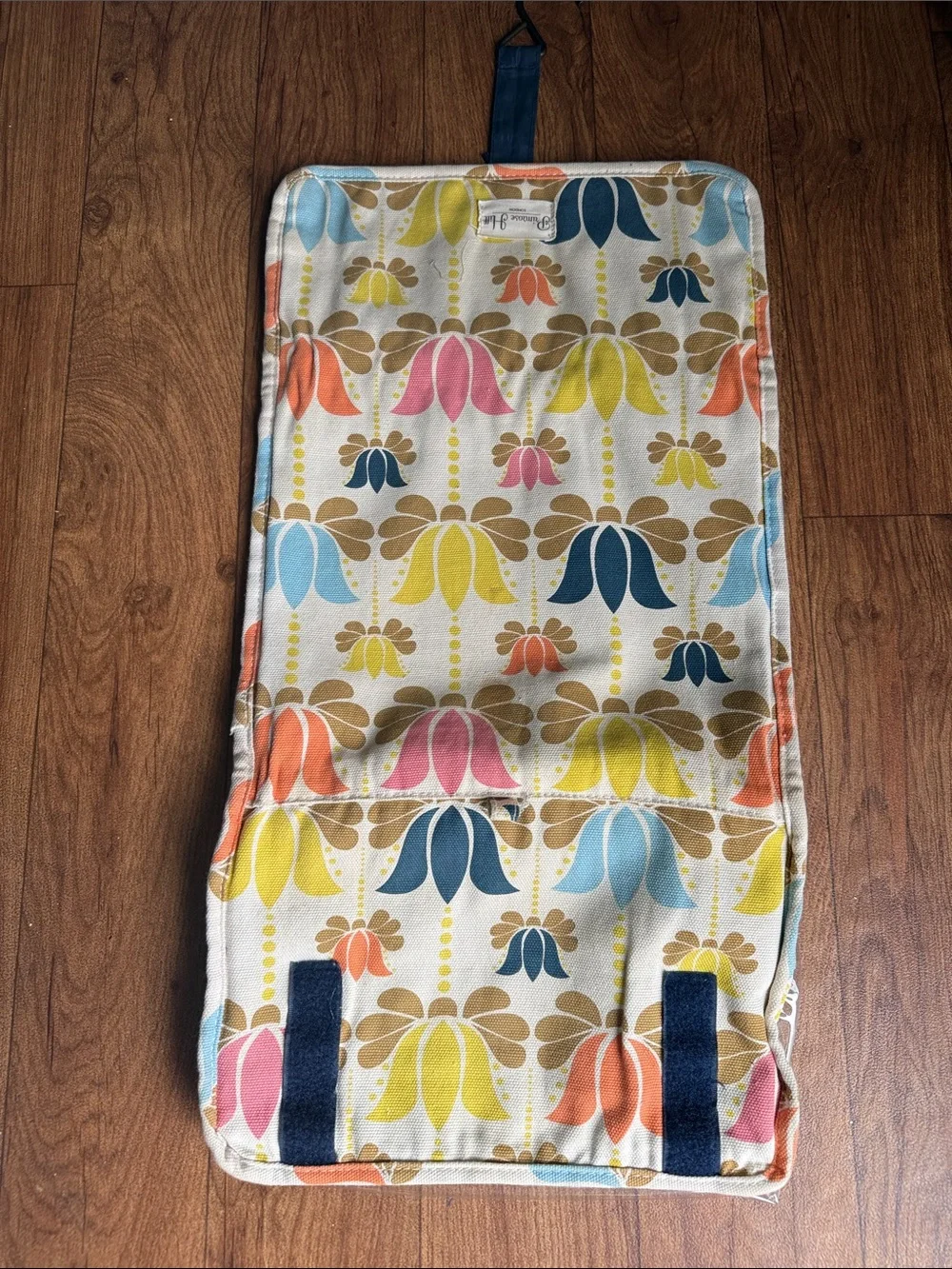 Vintage Primrose Hill cosmetics travel bag
